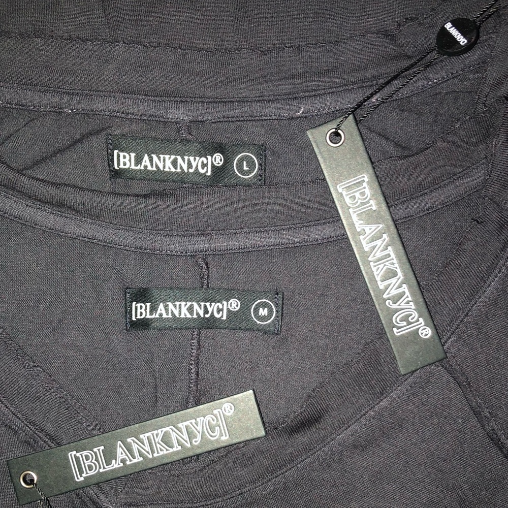 BlankNYC Blk V Neck Pocket Short Sleeve Jersey Top - Picture 6 of 6